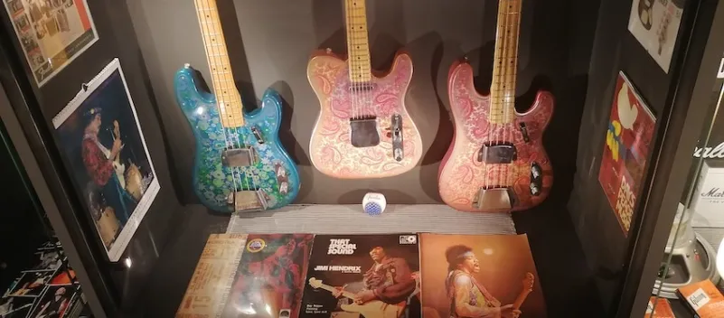 Jimi Hendrix in het gitaarmuseum